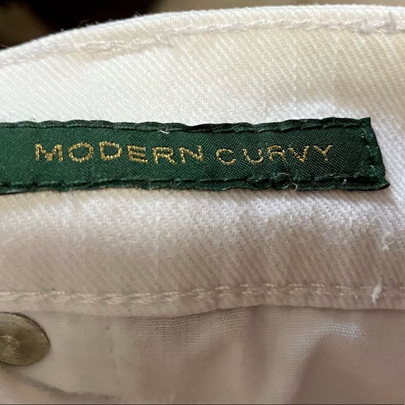 Lauren jeans Ralph Lauren white modern curvy fit jeans. - Picture 15 of 15
